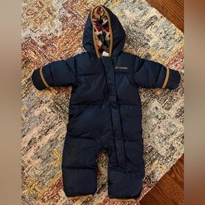 Columbia snowsuit 6-12months -runs large